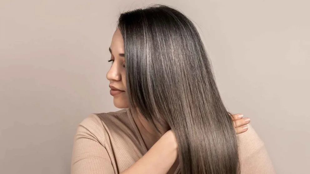 Descubrí el sorprendente truco para hidratar tu cabello: brillante, liso y saludable sin gastar mucho