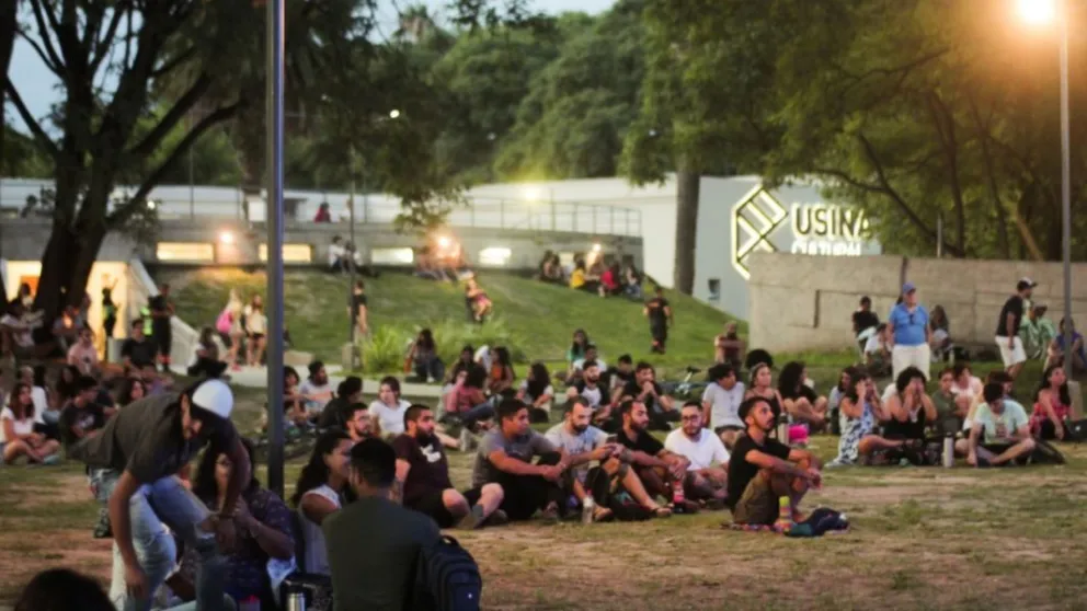 La Usina Cultural se prepara para transmitir en pantalla gigante el partido entre la Selección Argentina y Chile