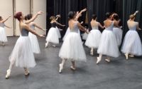 La Escuela de Ballet de la Provincia se prepara para la presentación de Family Day: cuándo y dónde será
