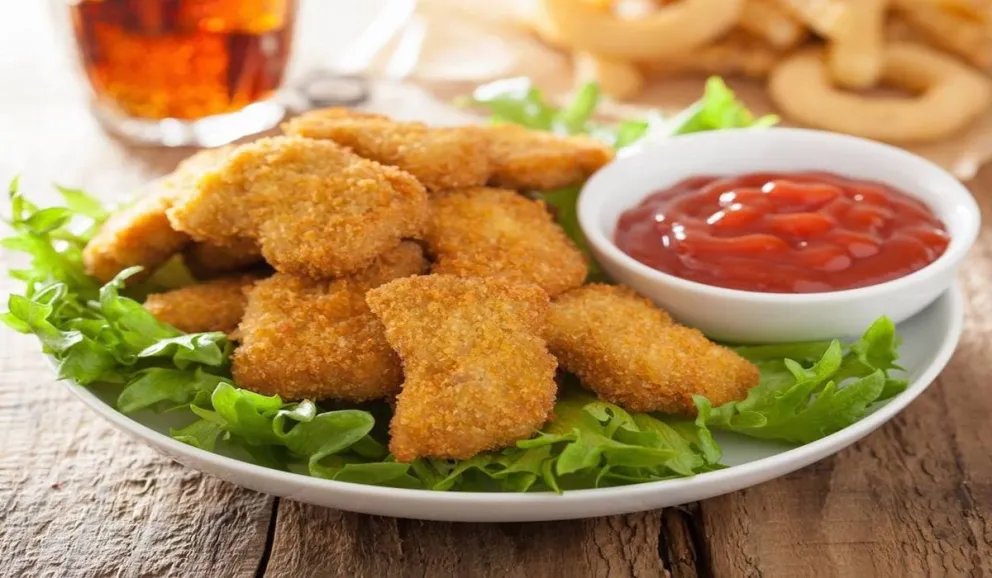 No gastes más por fuera con esta fácil receta: te enseñamos a hacer los deliciosos nuggets de pollo  