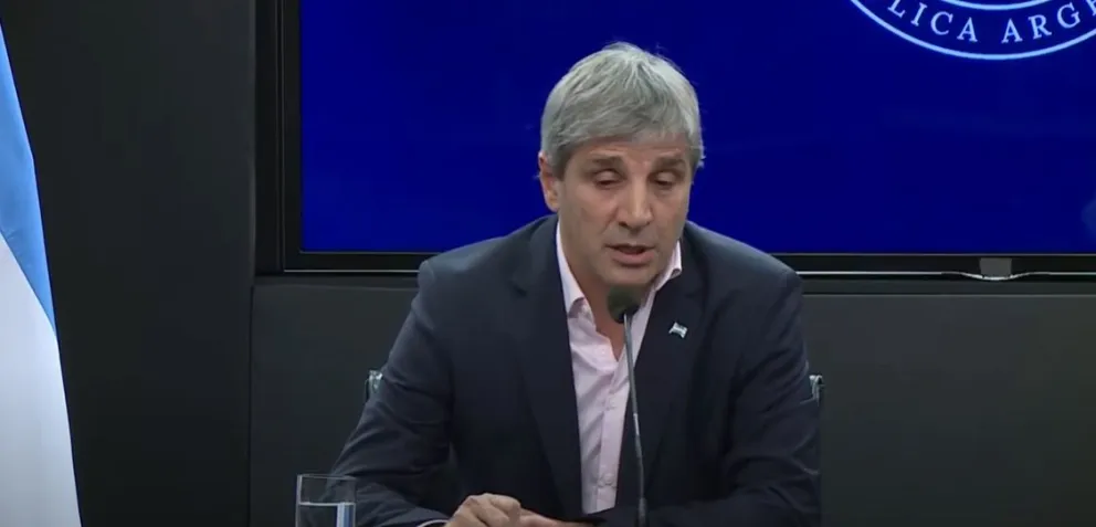 En conferencia de prensa, Luis Caputo anunció el comienzo de la segunda parte del plan económico