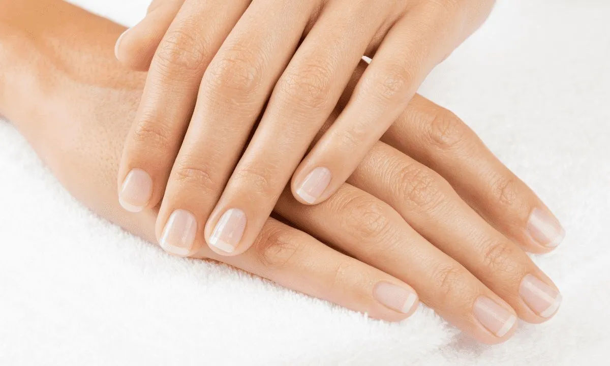 u&ntilde;as largasy fuertes-Nail Art