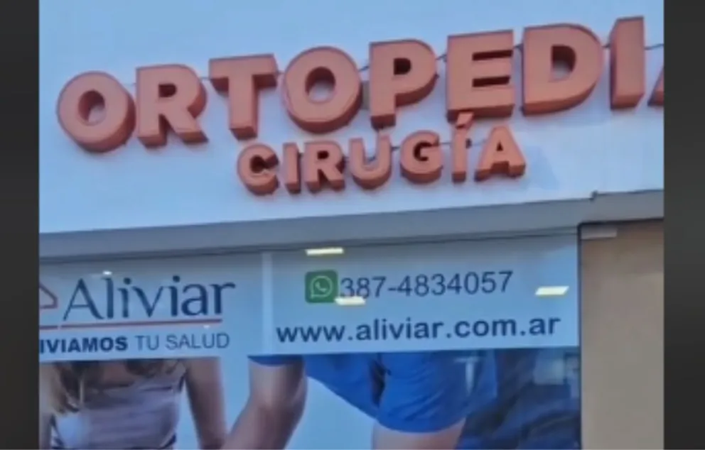 Vandalismo en Salta: un delincuente hizo estallar la puerta de una ortopedia