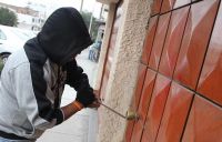 Ola de inseguridad en Salta: delincuentes ingresaron a su casa mientras dormían