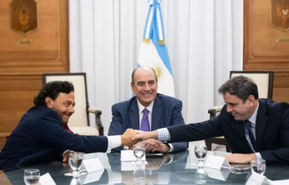 Gustavo Sáenz viaja a Tucumán para firmar el histórico Pacto de Mayo