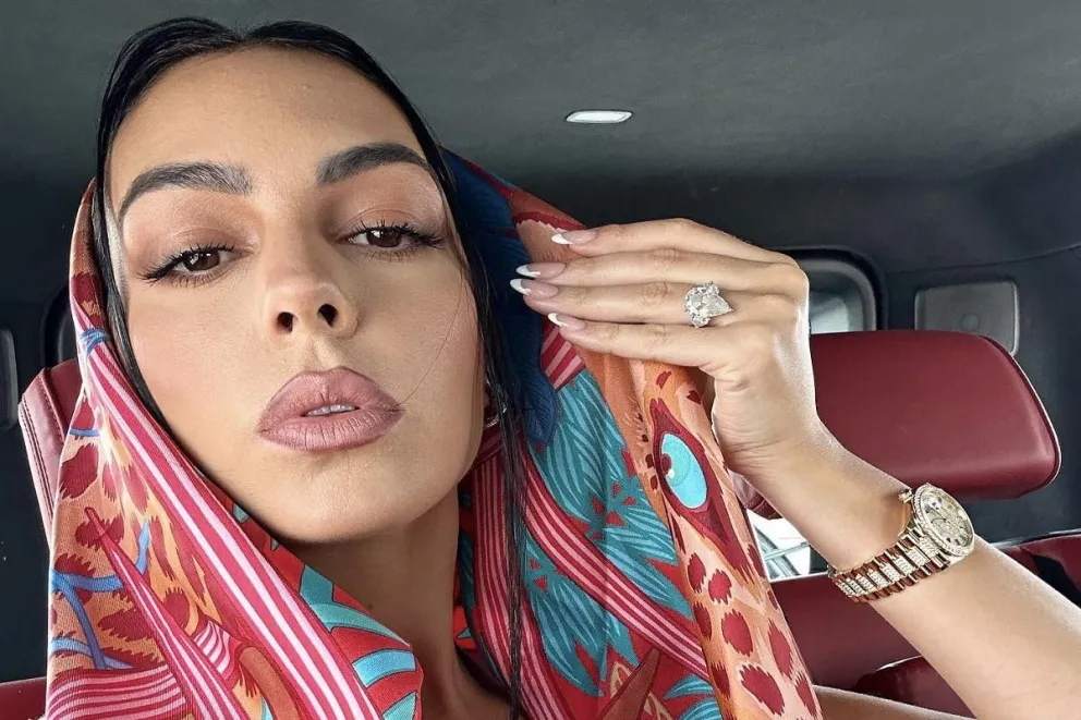 Georgina Rodríguez sorprende con la manicura más discreta que pega con todo