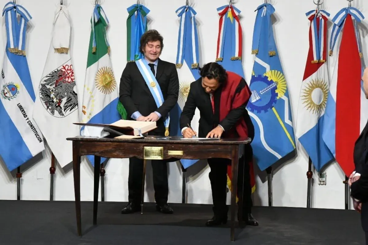 Gustavo S&aacute;enz