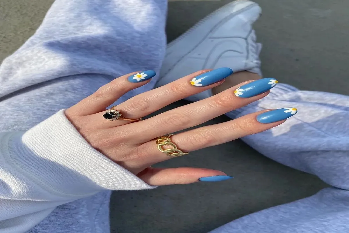 nail art azul