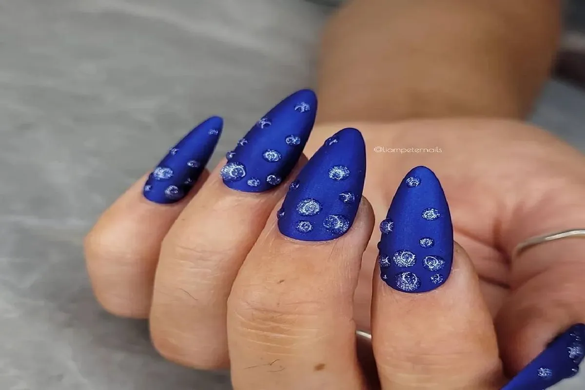 nail art azul