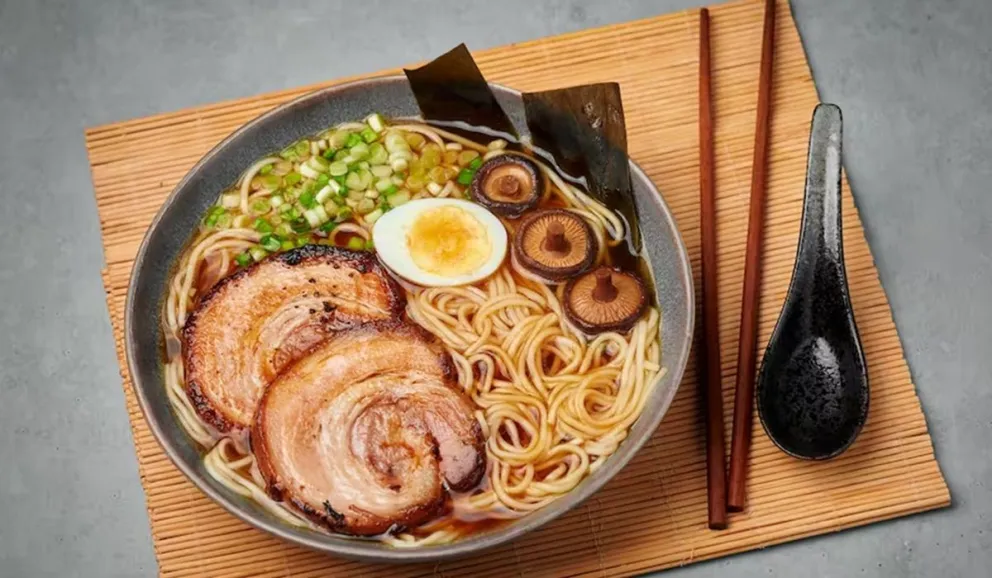 Aprendé a preparar el ramen en tu casa con esta sencilla receta: sorprenderás a todos tus invitados