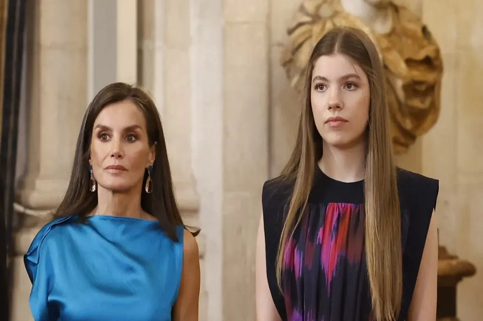 La reina Letizia, blanco de críticas por arruinar el atuendo de la Infanta Sofía en Lloret de Mar 