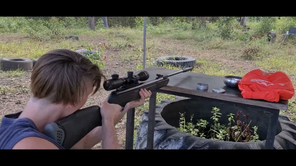 Salteñito que jugaba con un rifle de aire comprimido casi pierde la vida