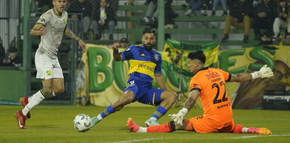 Boca rescató un punto ante Defensa y Justicia: una extraordinaria carambola selló el 2 a 2