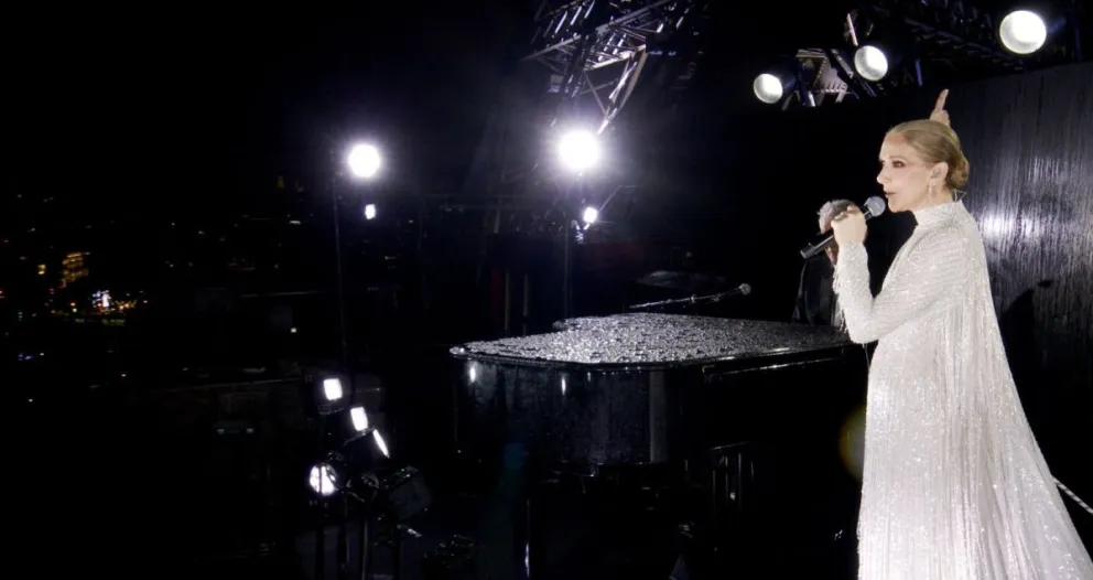 París 2024: Céline Dion deslumbró a todos cantando en la ceremonia de los Juegos Olímpicos
