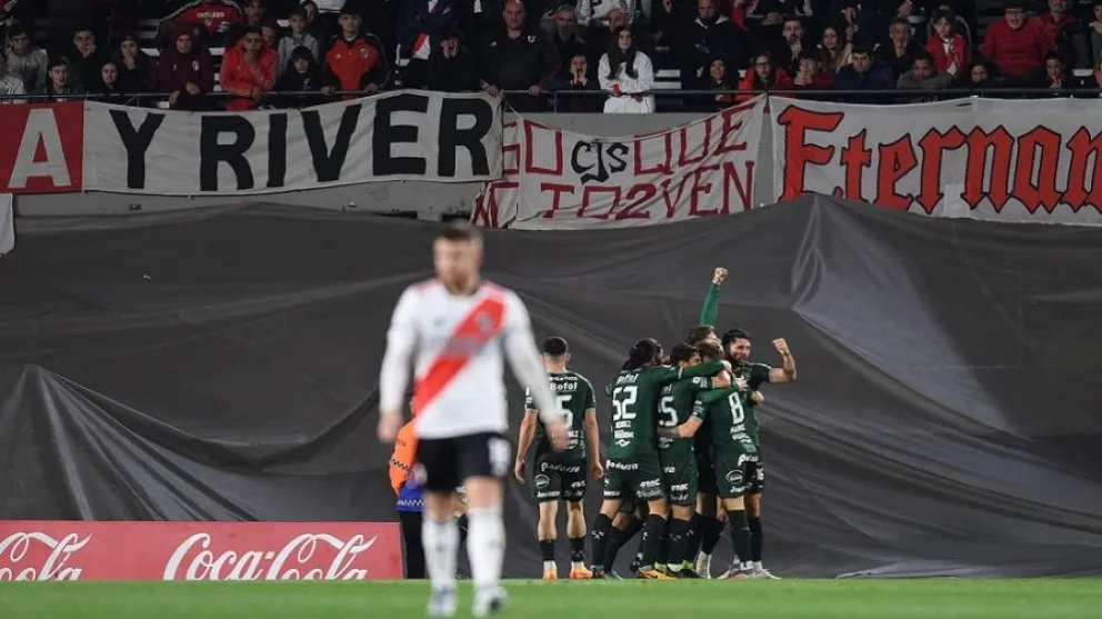 River vs Sarmiento de Jun&iacute;n 