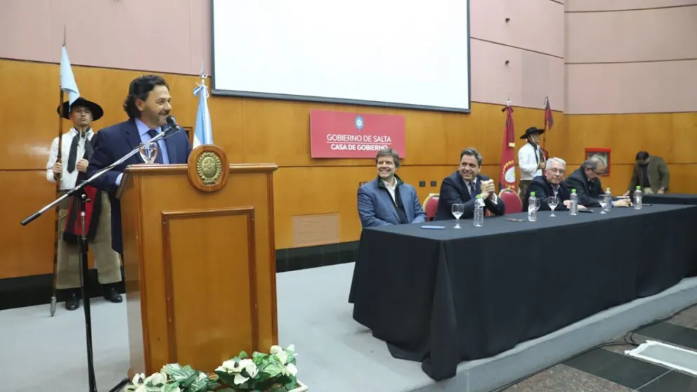 Gustavo Sáenz presentó el plan de ejecución de obras prioritarias para Salta 
