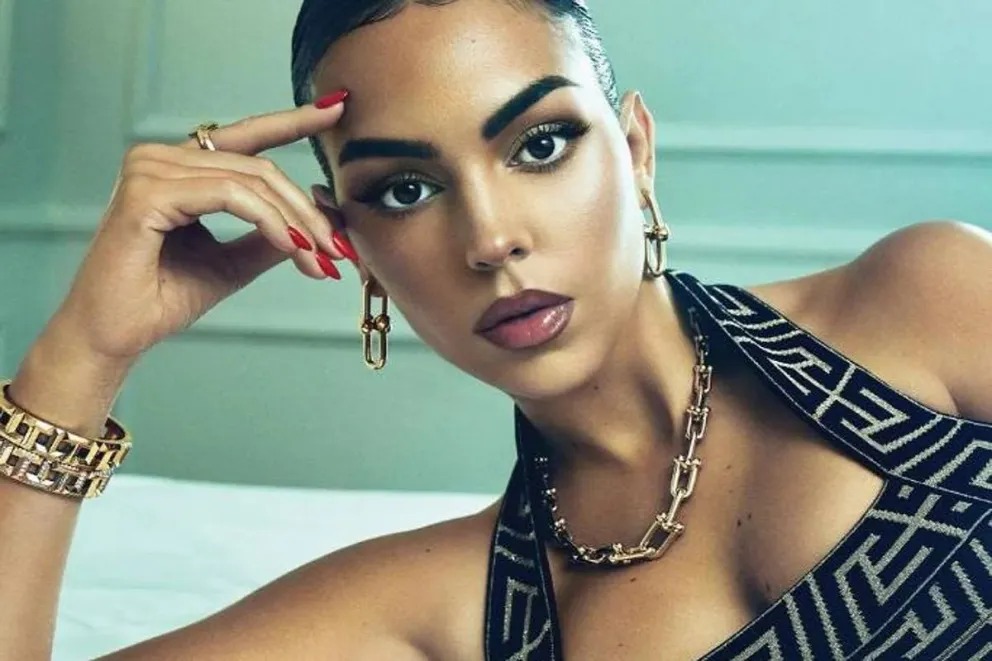 Georgina Rodríguez regresa al pasado junto a su hija Eva