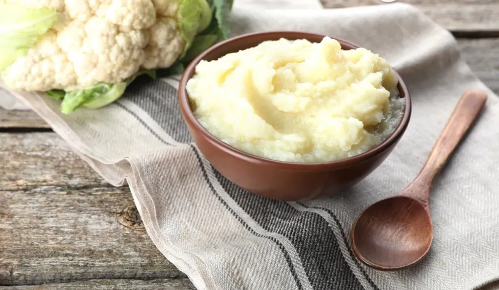Descubrí el truco para hacer un cremoso puré de coliflor: una receta con muy pocos pasos