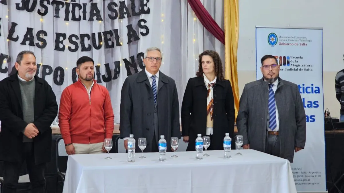 La justicia sale a las Escuelas