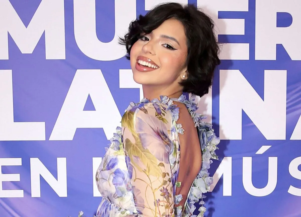 &Aacute;NGELA AGUILAR