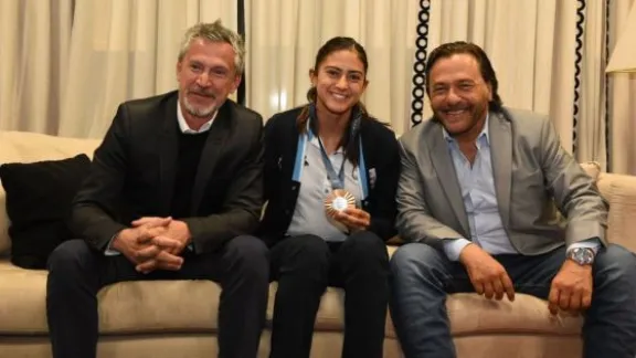 Gustavo Sa&eacute;nz y Valentina Raposo