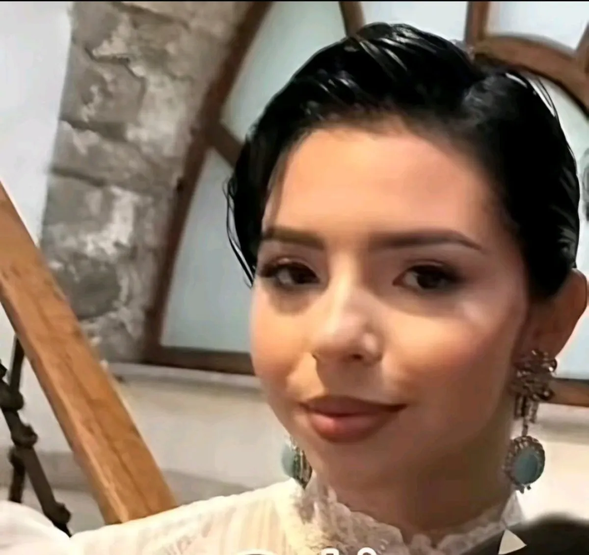 ANGELA AGUILAR