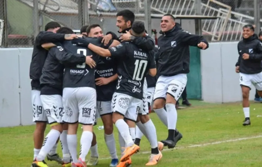 Histórica goleada de Central Norte ante Sportivo Belgrano: la ilusión sigue intacta