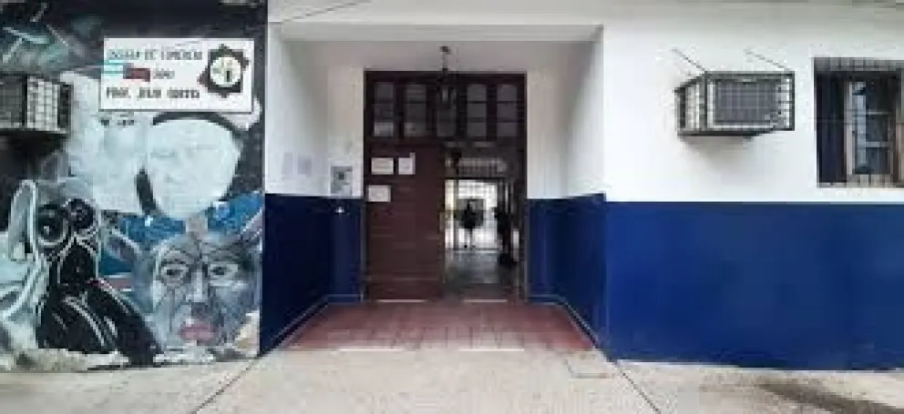 Horror en Orán: un hombre intentó llevarse a una estudiante de la puerta del colegio