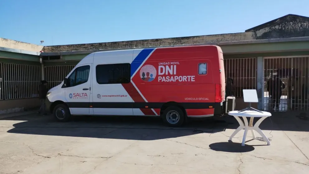 El móvil del Registro Civil llegó a zona sudeste: días, horarios y trámites que se pueden realizar