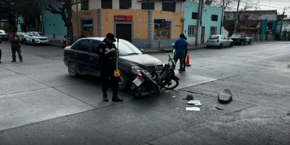 Choque auto y moto