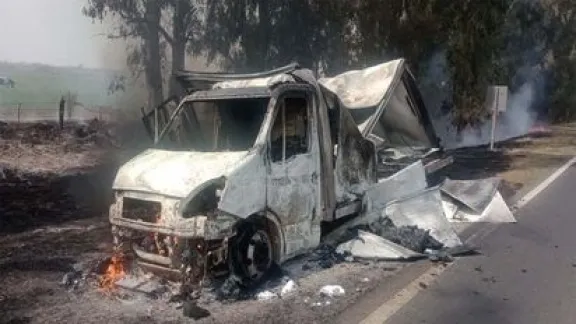 Incendio de un veh&iacute;culo en Coronel Moldes