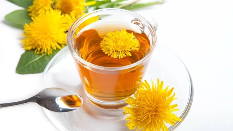 Descubrí el secreto milenario para combatir el envejecimiento: un té rico en colágeno y vitaminas