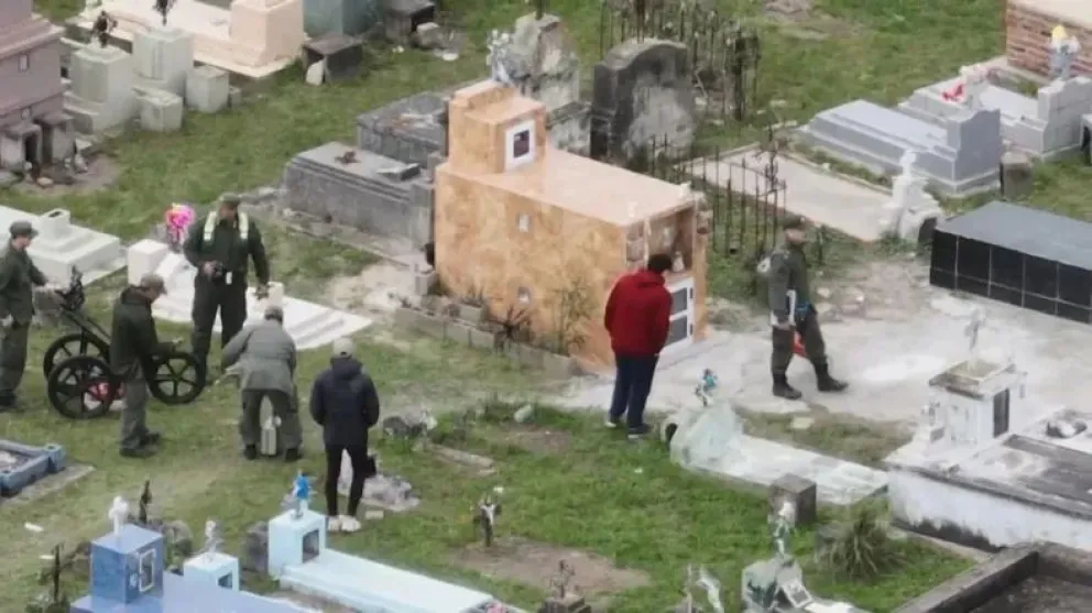Excavaci&oacute;n en Cementerio
