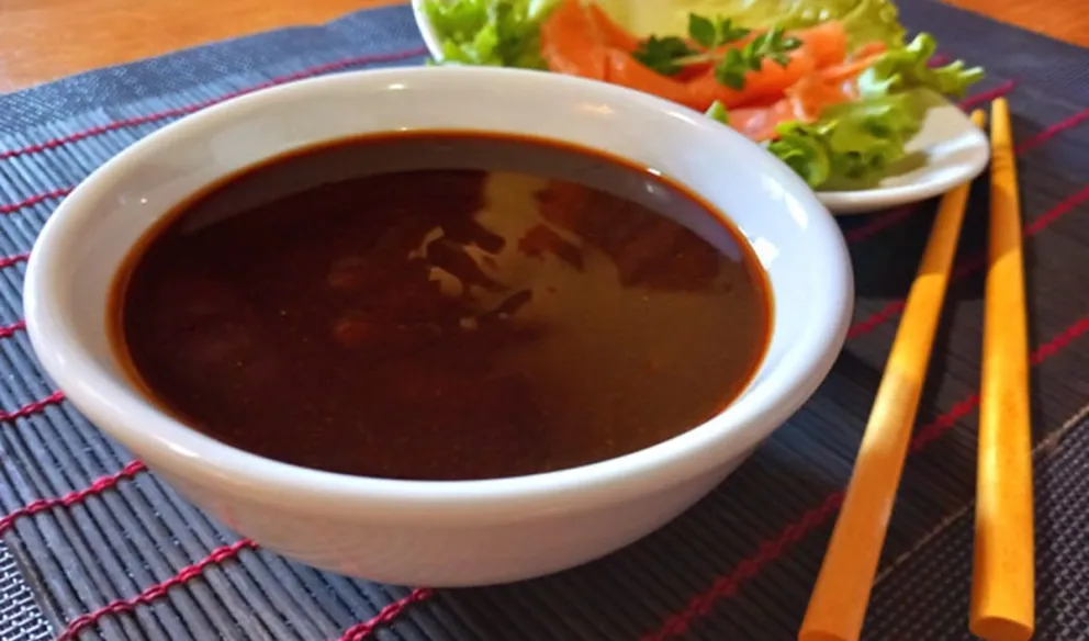 Transformá tus platos con la receta de salsa Teriyaki: un toque muy especial con solo dos ingredientes