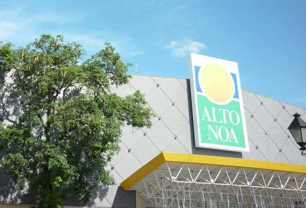 Estafas con tarjetas de crédito: dos salteños se llevaron de todo en el shopping antes de que los descubran