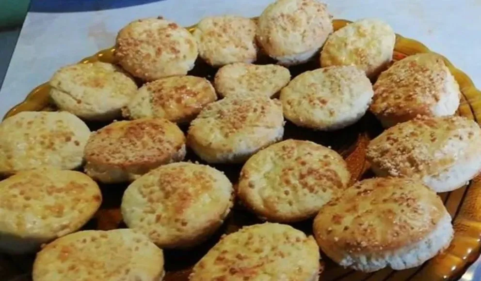 Aprovechá el puré sobrante con esta oportuna receta: bizcochitos de papa para la hora del mate