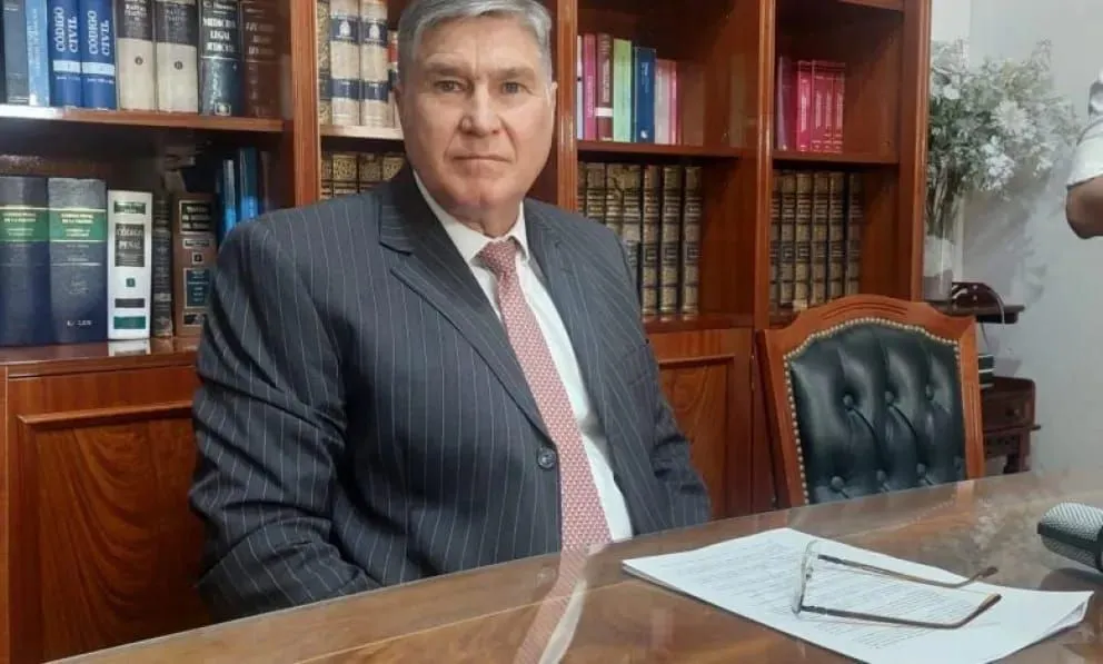 Juez Claudio Parisi e intendente de Aguas Blancas 