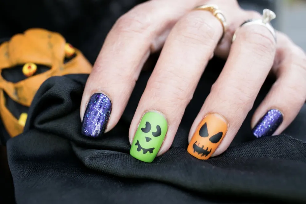 Uñas para Halloween: estilos sencillos y elegantes para unas manos de terror