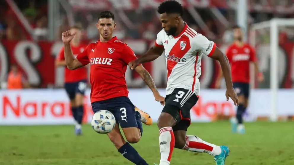 River visita a Independiente en Avellaneda: hora, posibles formaciones y TV