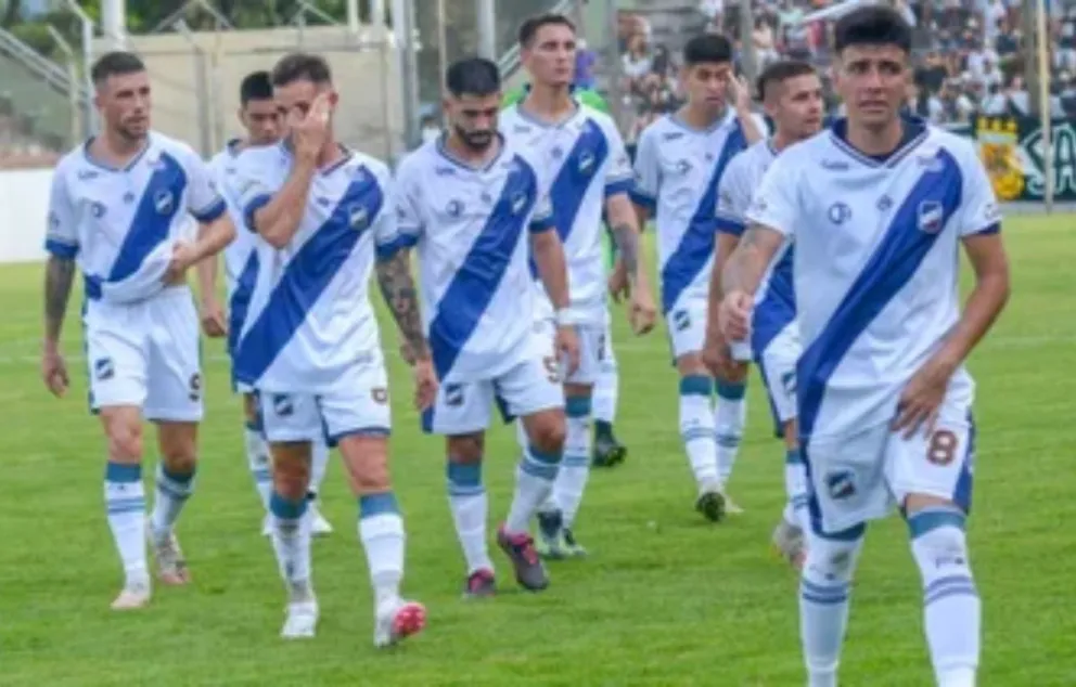 Juventud Antoniana volvió a perder de visitante y se desploman las esperanzas