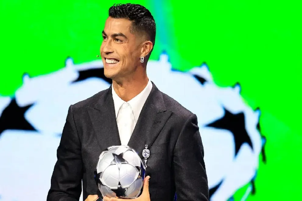 Esta es la foto de Cristiano Ronaldo y su hijo que causó controversia en redes