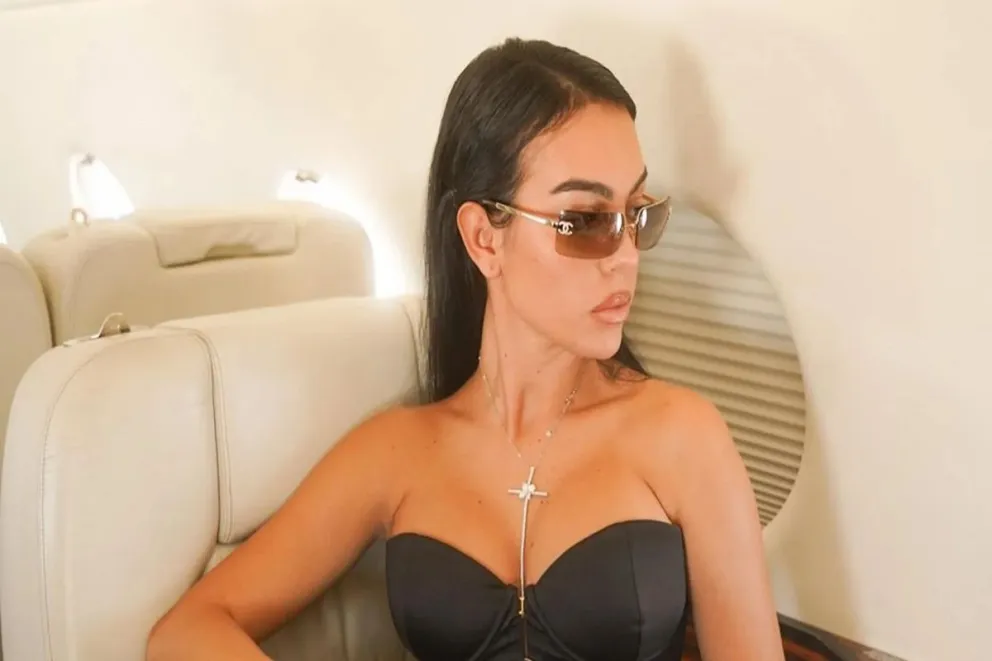 Georgina Rodríguez quedó completamente a la vista con su look atrevido 