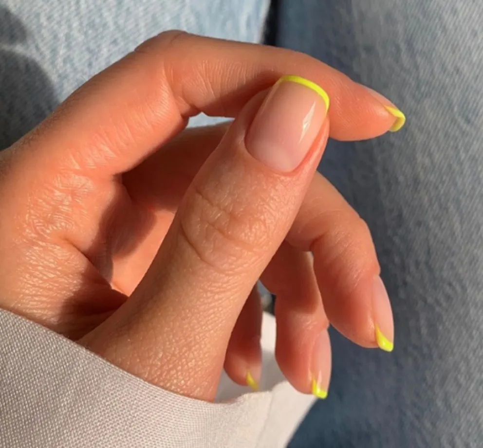 Nail Art - francesa