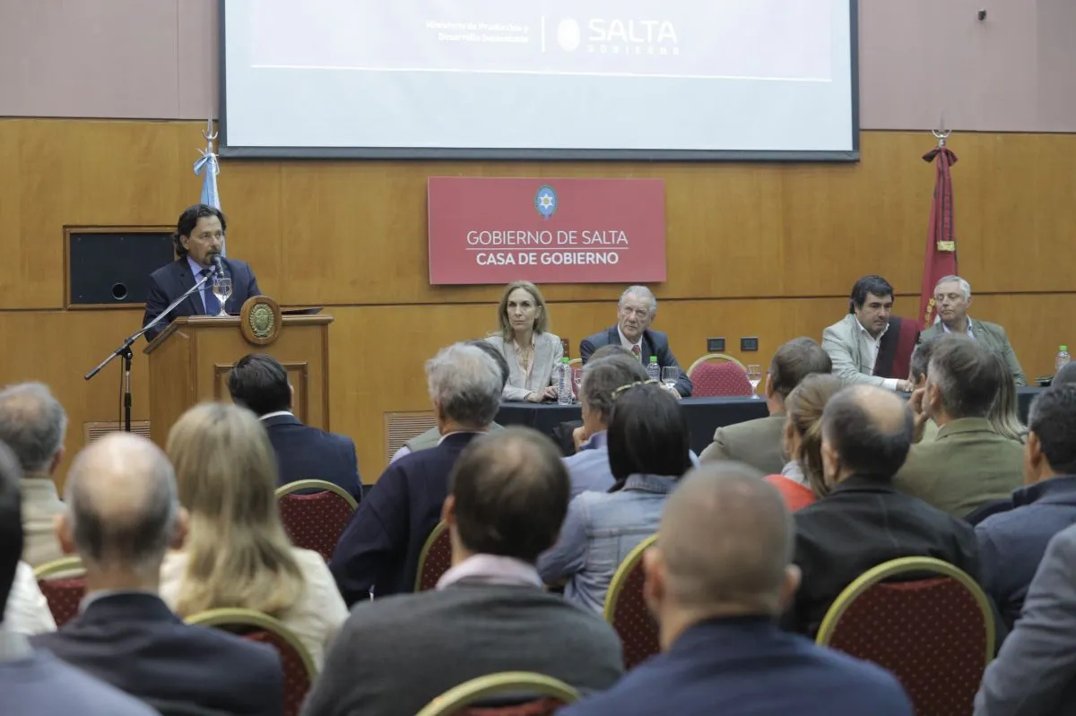 Gustavo S&aacute;enz Foro Provincial de Carbono 