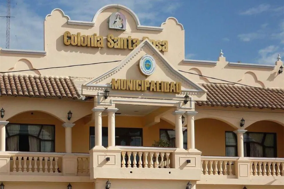 Escándalo en Colonia Santa Rosa: una empleada municipal se robó más de 4 millones de pesos
