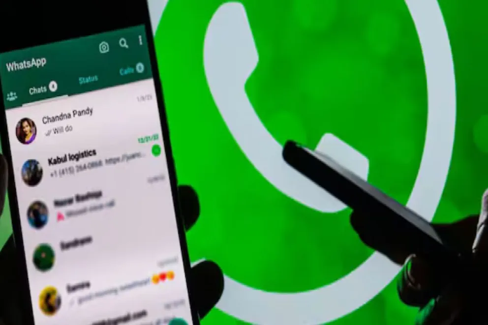 Te decimos cómo leer mensajes de WhatsApp sin que te pillen: trucos Infalibles