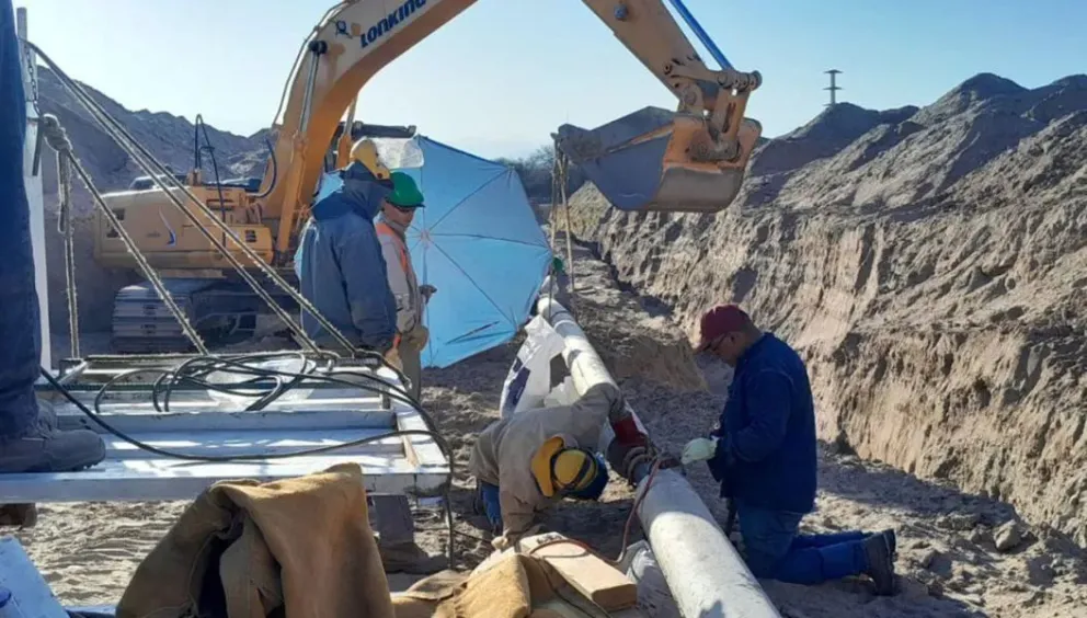 Avanza la construcción del gasoducto La Viña - Guachipas, obra que beneficiará a 150 familias