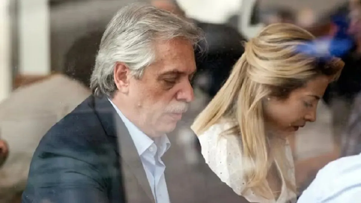 Alberto Fern&aacute;ndez