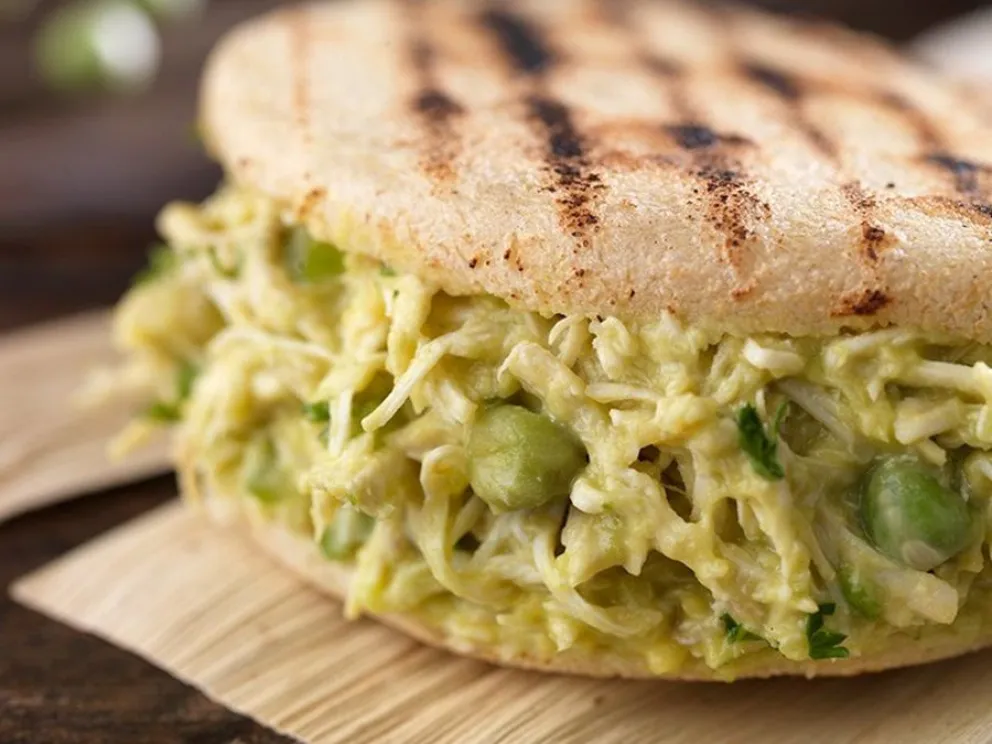 receta - arepas con relleno de pollo