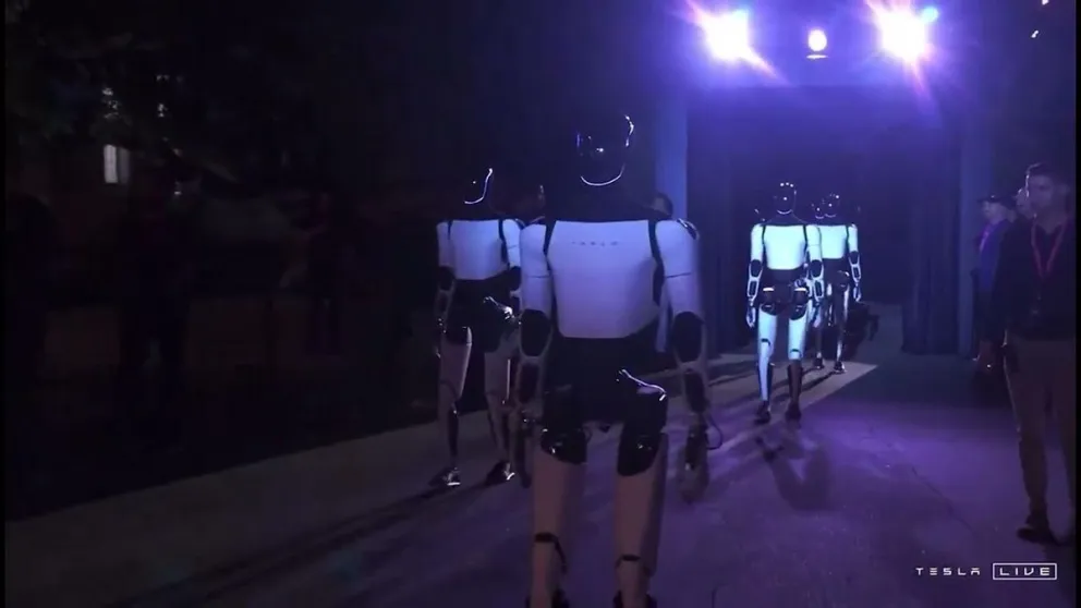 El futuro es ahora: Elon Musk reveló los impresionantes robots humanoides que dejaron a todos boquiabiertos